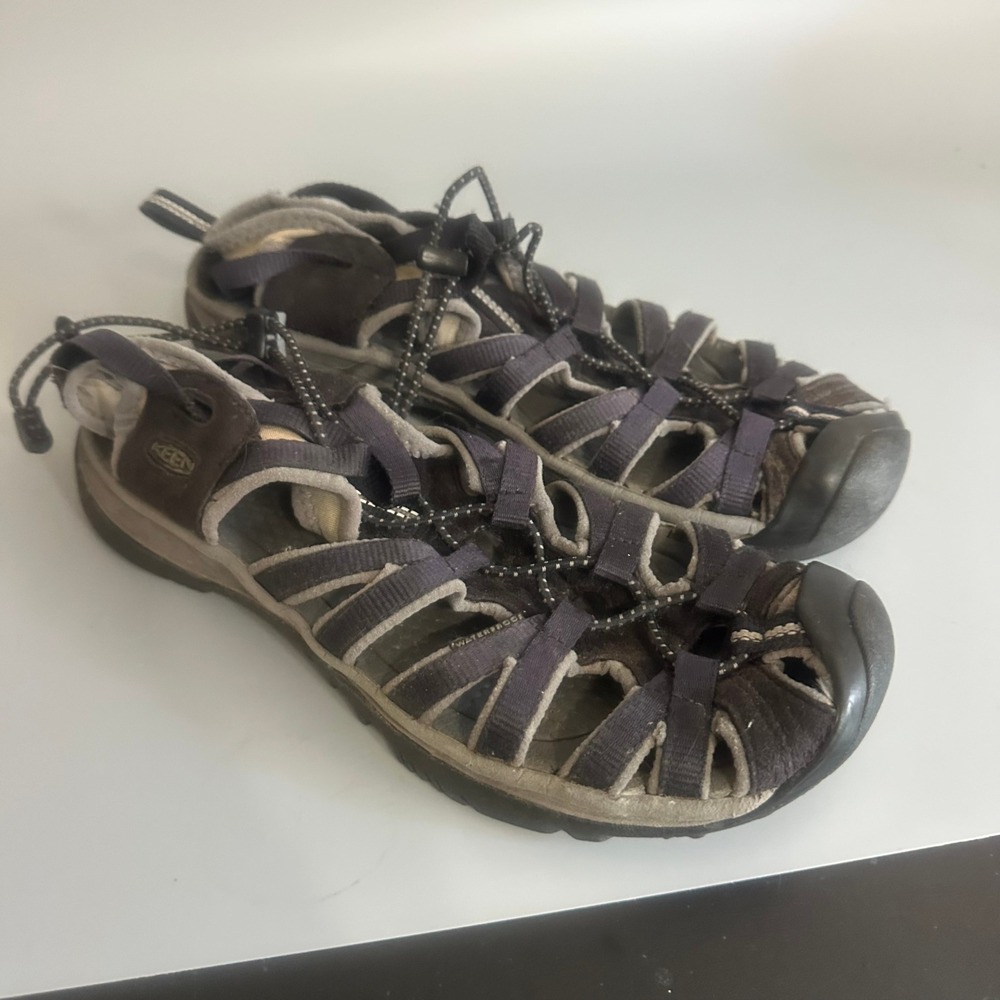 Keen Whisper Sandals Womens 9.5 Dark Grey Purple Waterproof Hiking Sport Shoes